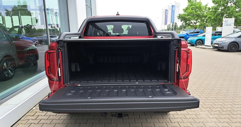Volkswagen Amarok cena 300120 przebieg: 5, rok produkcji 2024 z Poznań małe 379